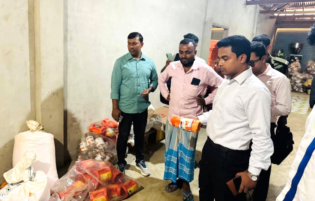 লক্ষ্মীপুরে অনিবন্ধিত প্রতিষ্ঠানে ট্যাংক তৈরি, লাখ টাকা জরিমানা